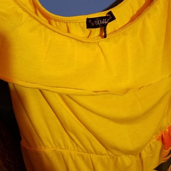 Wishful Park Yellow Feather Design Off Shoulder - Picture 4 of 4